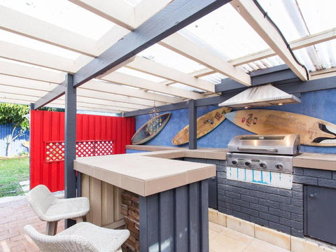 Easy Living At 14 Daphne Street - Mackay Tourism 4