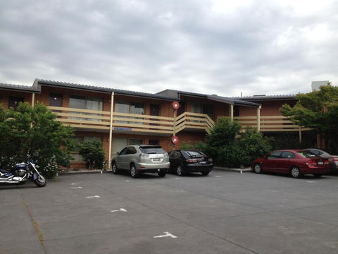 Essendon Motel - Mackay Tourism 2