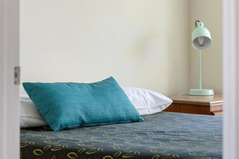 Emerald Motel Apartments - Mackay Tourism 4