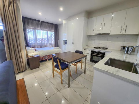 Exodus Dandenong Apartment Hotel - Mackay Tourism 4