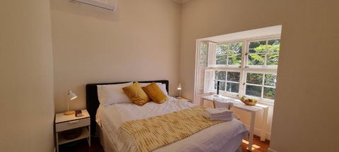 Fab 4brm Home With Pool A 15 Min Walk To Beach - Mackay Tourism 1