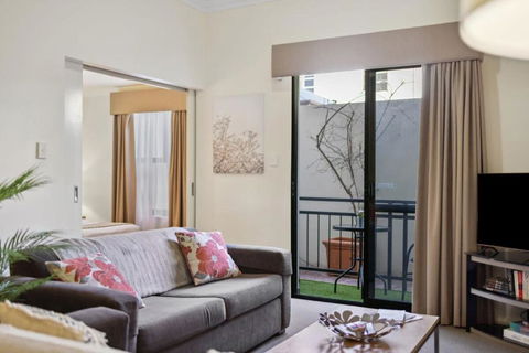 Fabulous Apt In Northbridge With Pool & WiFi - Mackay Tourism 0