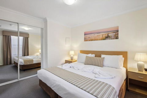 Fabulous Apt In Northbridge With Pool & WiFi - Mackay Tourism 2
