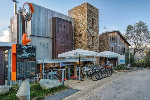 Falls Creek Spa Penthouse By Ready Set Stay - Mackay Tourism 3