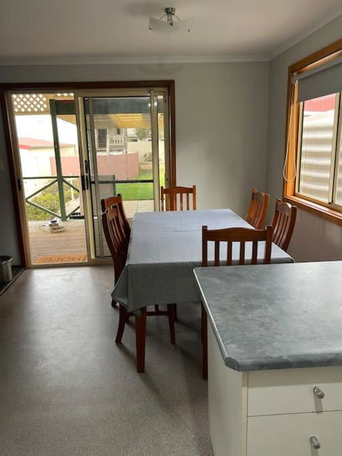 Family And Pet Friendly In Central Location - Mackay Tourism 1