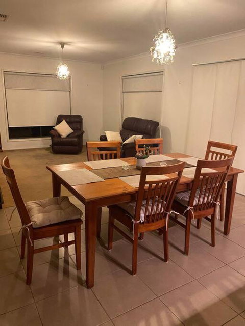 Family Home Close To Melb Airport, Free FAST WIFI! - Mackay Tourism 4