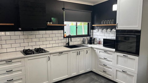 Family Retreat In Ningi Pet Friendly - Mackay Tourism 4