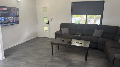 Family Retreat In Ningi Pet Friendly - Mackay Tourism 1