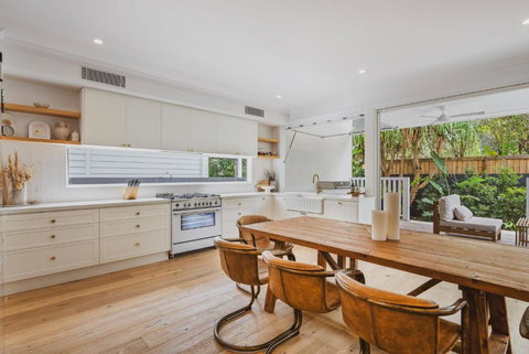 Family Retreat On Keats Street - Mackay Tourism 0