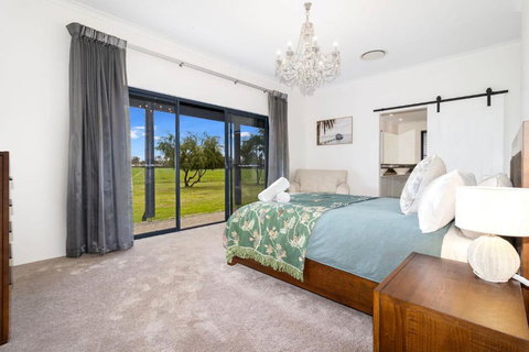 Farm View House - Mackay Tourism 4