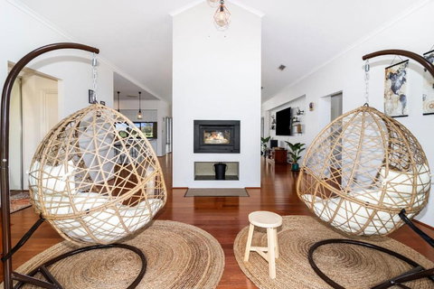 Farm View House - Mackay Tourism 3