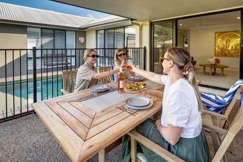 Fig Tree Family Home In Currimundi - Mackay Tourism 2