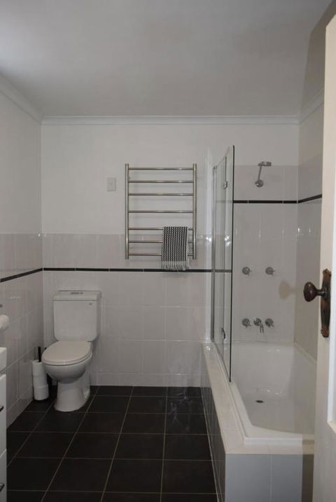 Fitzroy House - Federation Charm Near Town Centre - Mackay Tourism 4