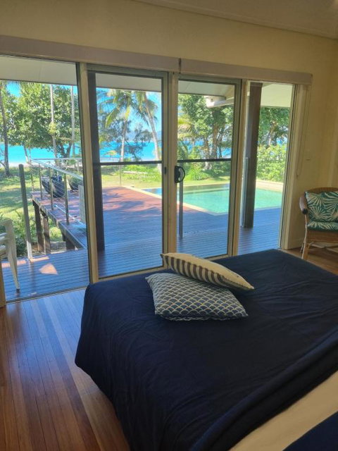 Fleur De Mayo - Mackay Tourism 3