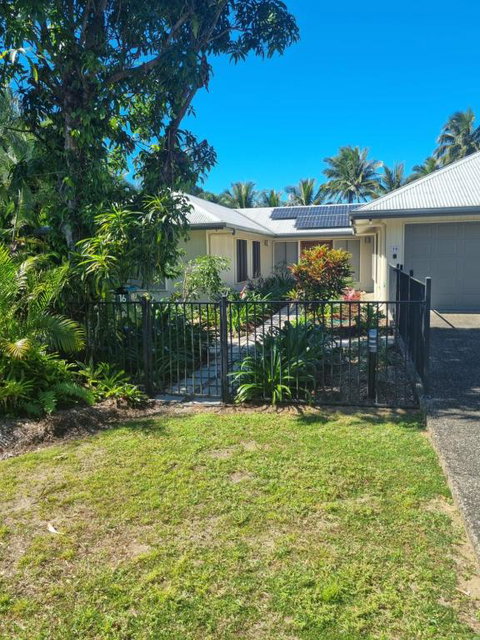 Fleur De Mayo - Mackay Tourism 4