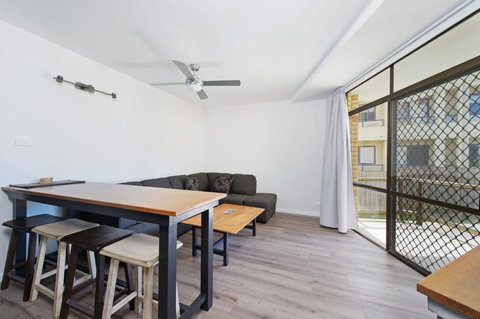 Flynns Beach Apartments 4 41 Pacific Drive - Mackay Tourism 4