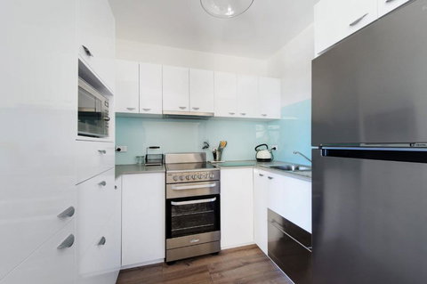 Flynns Beach Apartments 4 41 Pacific Drive - Mackay Tourism 2