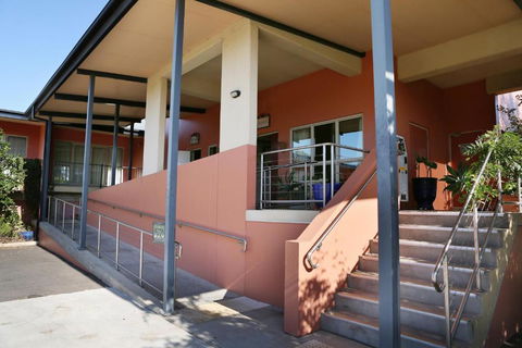 Forbes Victoria Inn - Mackay Tourism 0