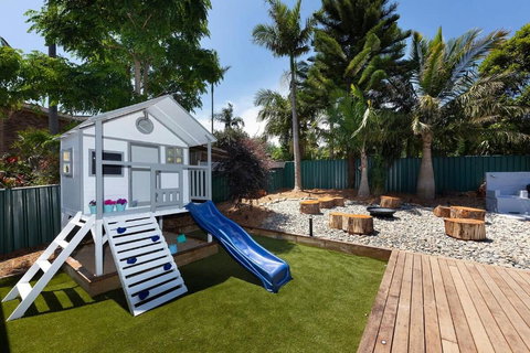 Four Palms Forster Luxe Spacious Pet Friendly - Mackay Tourism 0
