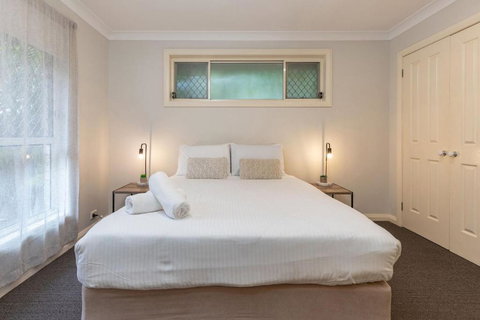 Frangipani - Mackay Tourism 3