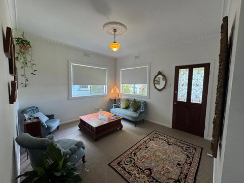 Family Friendly Home In Mullumbimby Town - Byron Shire - Mackay Tourism 1