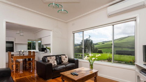 Farm House - Mackay Tourism 3