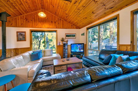 Freycinet Hideaway - Mackay Tourism 0