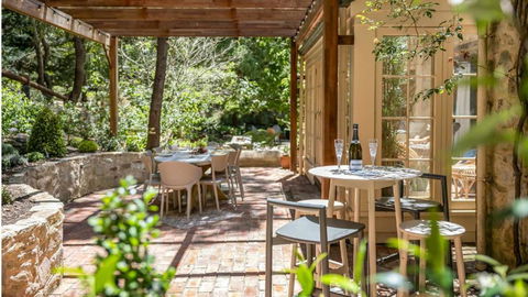 FROGWELL HOLLOW Immerse Into An Idyllic Fairytale - Mackay Tourism 3