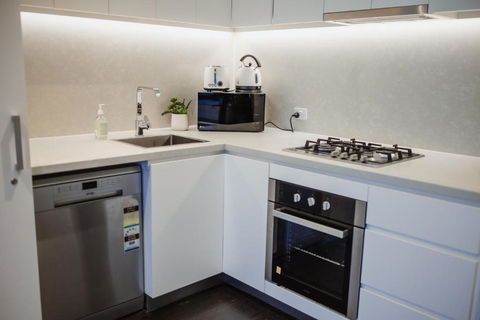 FV Brisbane Apartments Fortitude Valley - Mackay Tourism 3