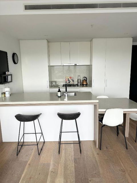 FV Peppers 1 Bedroom Apartment - Mackay Tourism 1