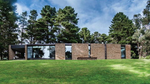 Gabion Hill House Glenlyon - Mackay Tourism 1