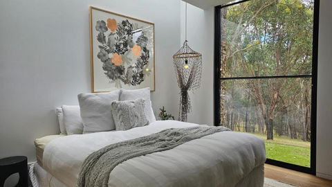 Gabion Hill House Glenlyon - Mackay Tourism 2
