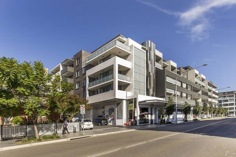 GLAD3 Gladesville Getaway Bright & Contemporary - Mackay Tourism 3