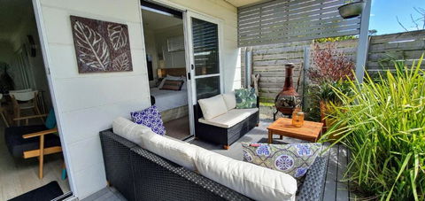 Goat Island Bungalow - Mackay Tourism 2