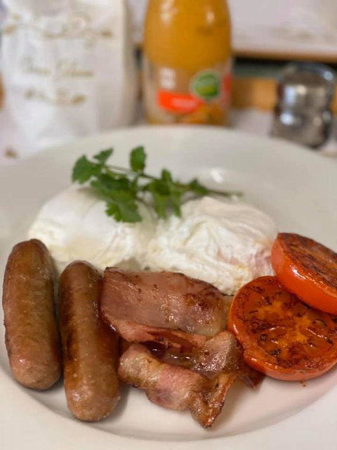 Golden Harvest Motor Inn Moree - Mackay Tourism 1