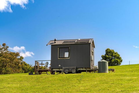 Golden Plains By Tiny Away - Mackay Tourism 1