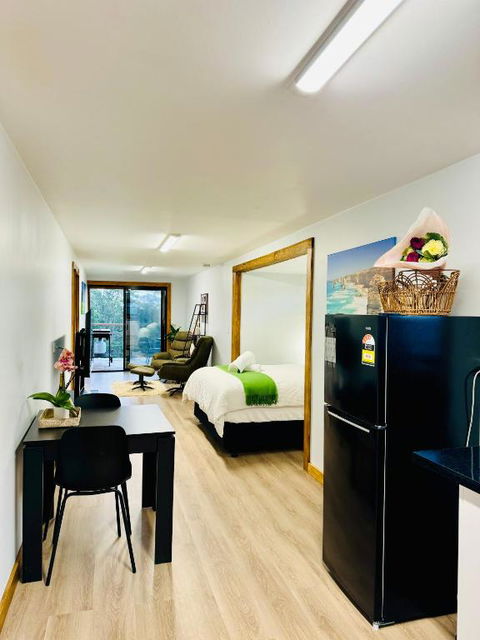 GORGE Chocolates Tiny House - Mackay Tourism 3