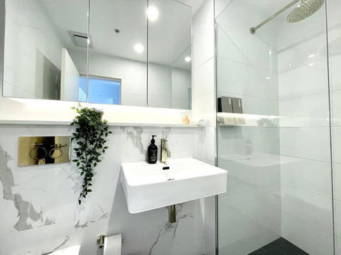 GREEN Skyline View2BR Close To Easter Show - Mackay Tourism 1