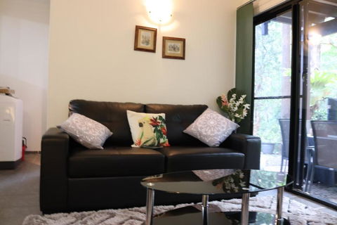 GREEN TREES CHALET Australia Zoo Close By - Mackay Tourism 4