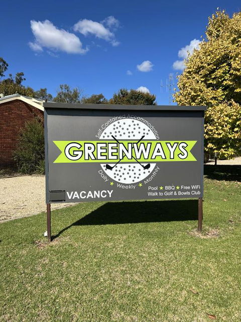 Greenways Holiday Units - Mackay Tourism 0
