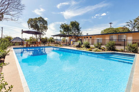 Gulgong Motel - Mackay Tourism 0
