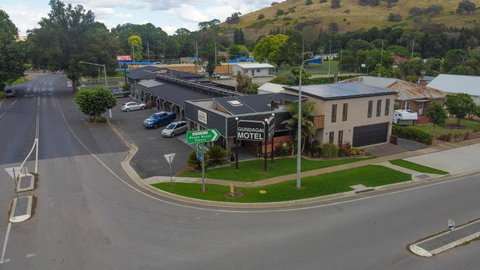 Gundagai Motel - Mackay Tourism 1