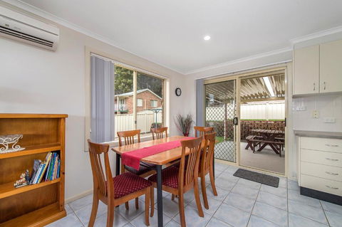 H1211 Mission Terrace Lakewood Heights Estate - Mackay Tourism 3