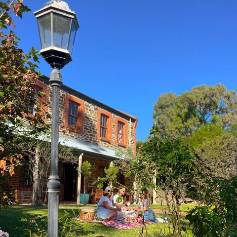Hahndorf Luxury Retreat 5 Bedrooms For 12 Guests - Mackay Tourism 2