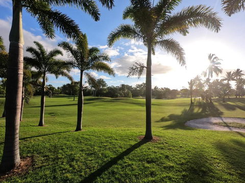 Halliday Bay Resort - Mackay Tourism 0