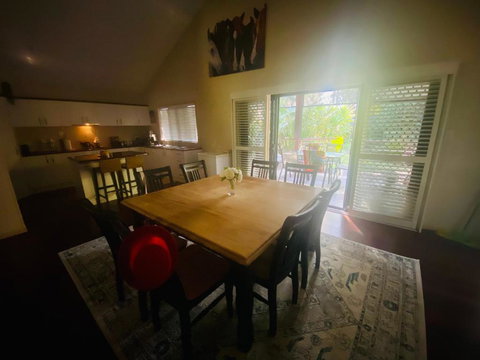 Hallorans Hill Holiday Home - Mackay Tourism 3