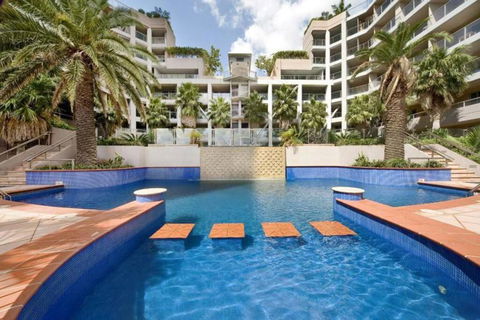 HELP1 - Chatswood Charm Central Apartment Near Station - Mackay Tourism 0