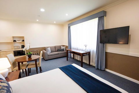 Hawkesbury Race Club Motel - Mackay Tourism 2
