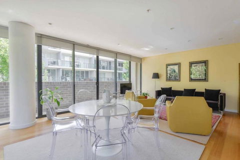 HAZEL Chapel St Socialite. Pool, Spa & Gym - Mackay Tourism 3