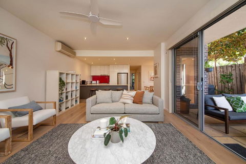 Heart Of Hampton By The Beach - Mackay Tourism 0